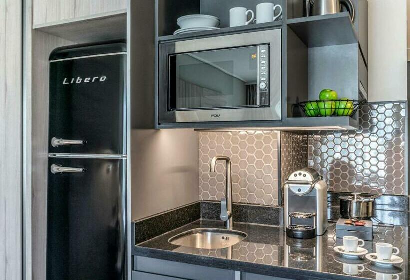 标准工作室, Pullman Santiago Vitacura