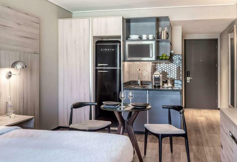 标准工作室, Pullman Santiago Vitacura
