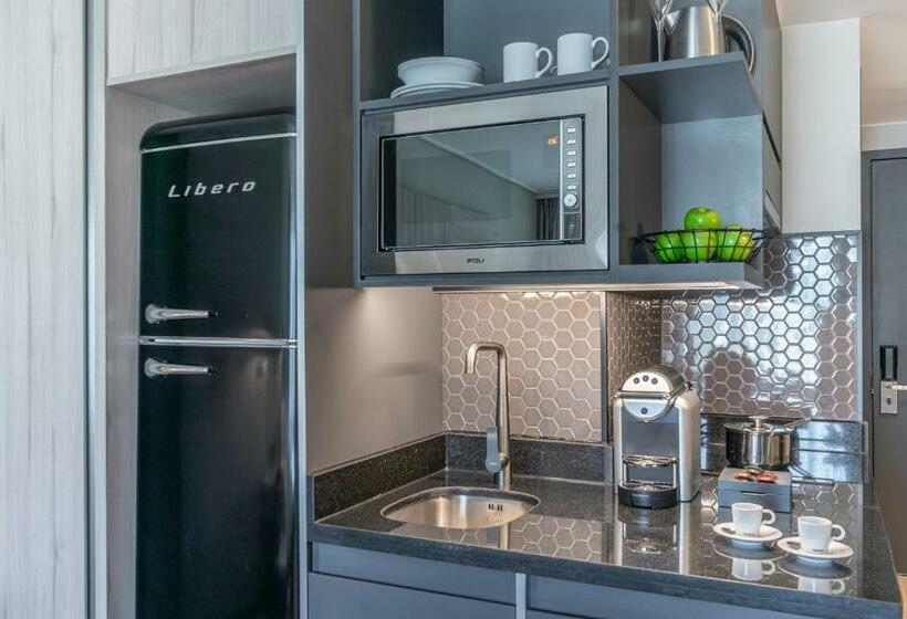 标准工作室, Pullman Santiago Vitacura