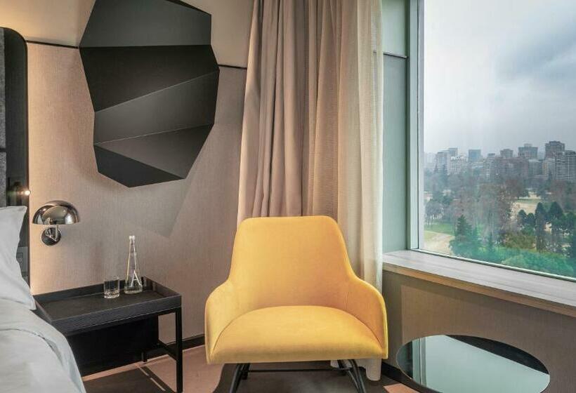 带大床的行政房间, Pullman Santiago Vitacura