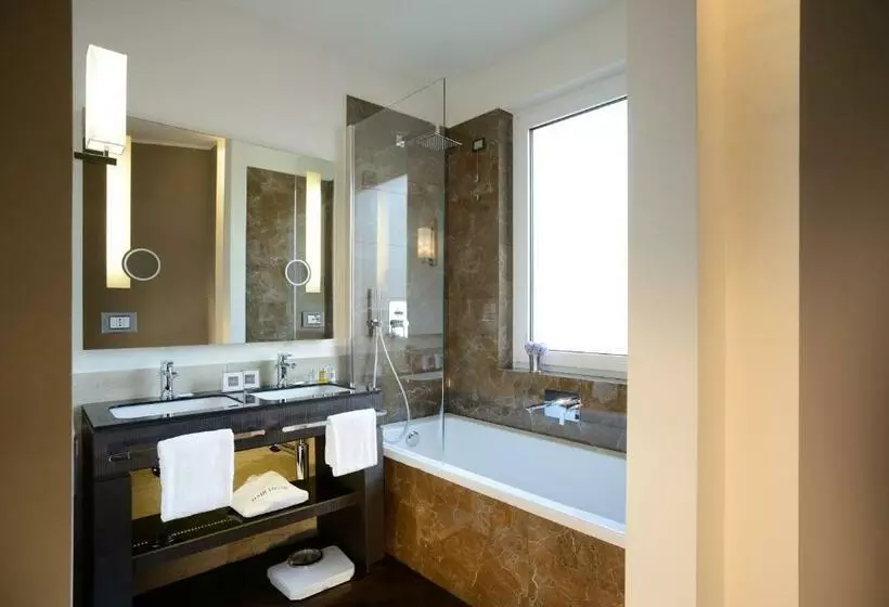 Suite Junior, Rome Times