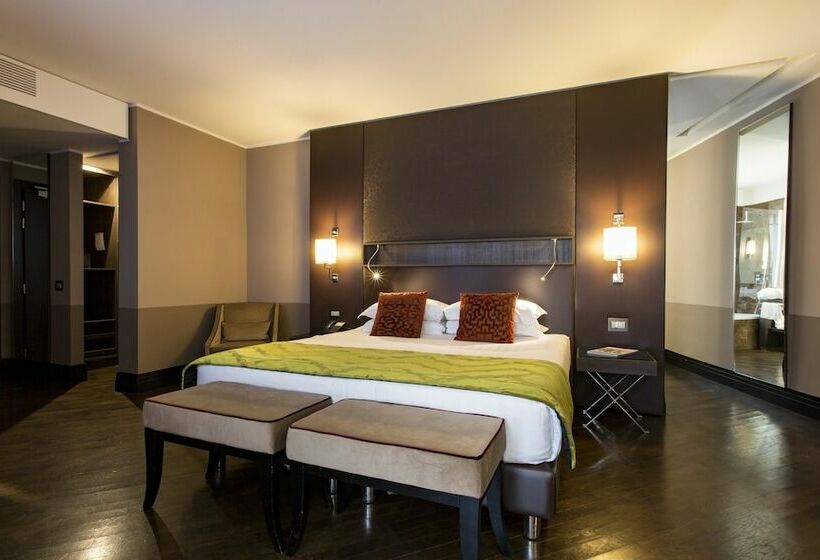 اتاق اجرایی, Rome Times