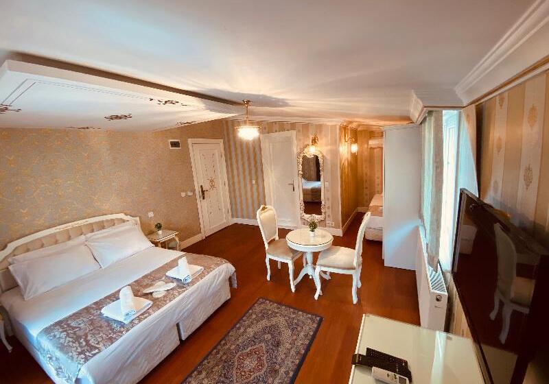 اتاق اجرایی, Rome Times