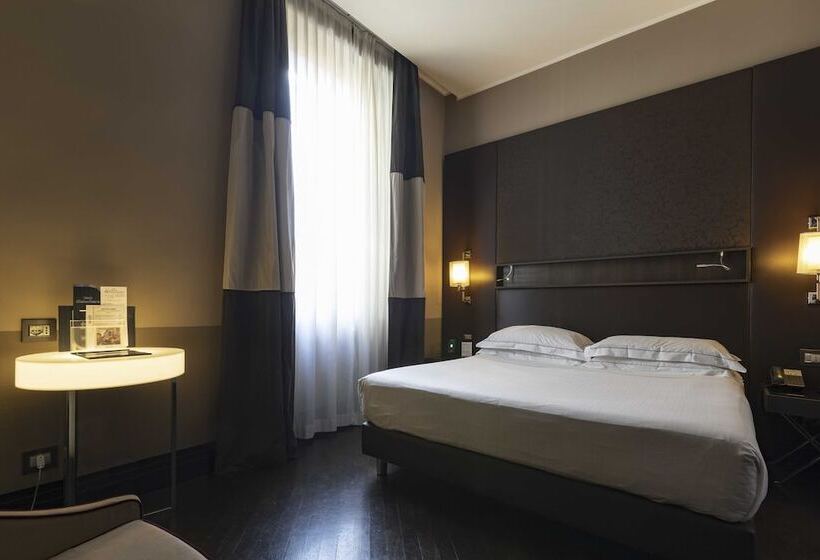 اتاق کلاسیک, Rome Times