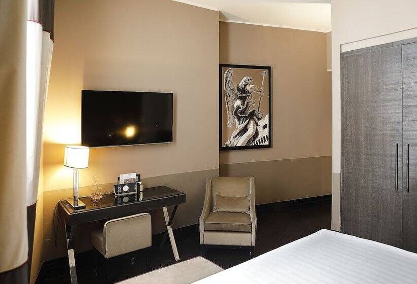 اتاق سوپریور, Rome Times