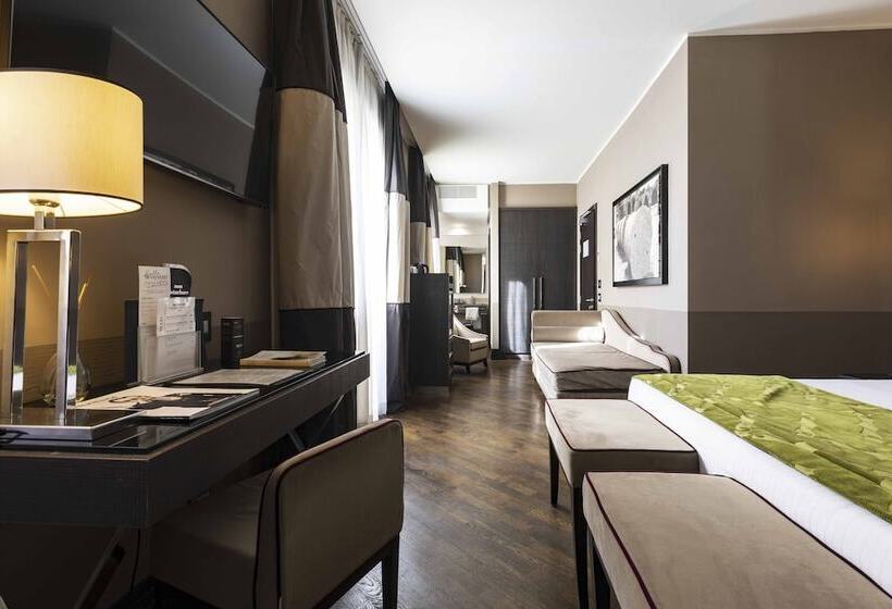 اتاق اجرایی, Rome Times