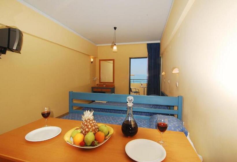 海の見えるスタンダードスタジオ, Medusa Apartments