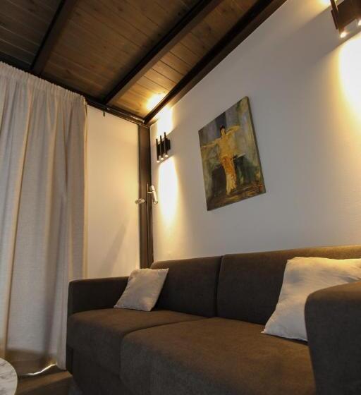 1ベッドルームアパートメント, Medusa Apartments