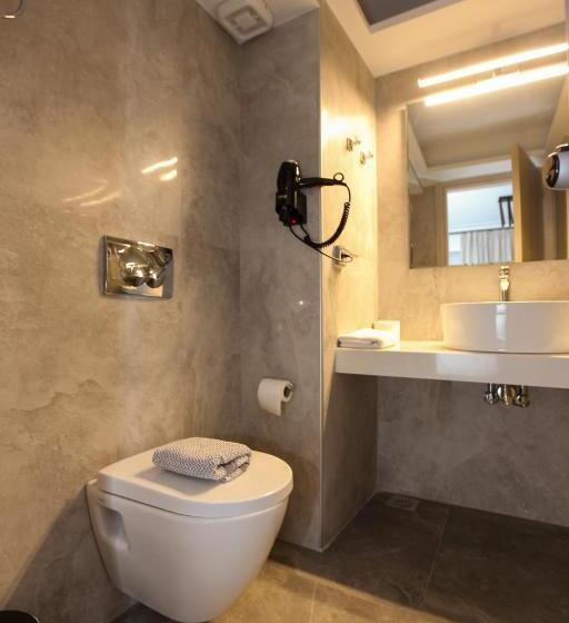 1ベッドルームアパートメント, Medusa Apartments