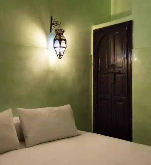 اتاق استاندارد, Riad Omar