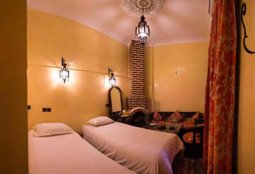 استودیوی استاندارد, Riad Omar