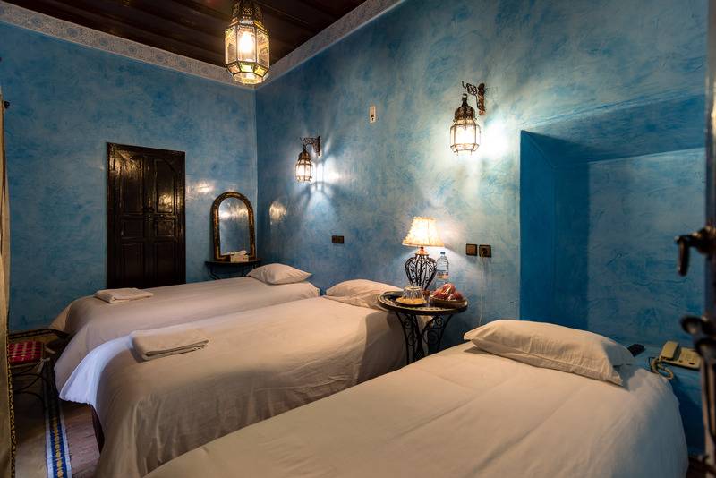 اتاق استاندارد سه نفره, Riad Omar