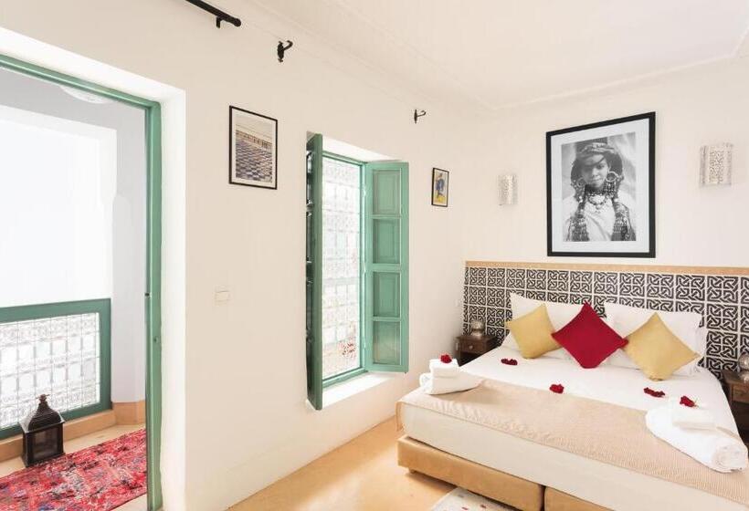 اتاق پرمیوم, Riad Swaka