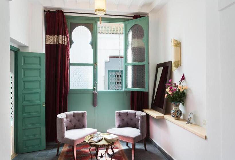 اتاق پرمیوم, Riad Swaka