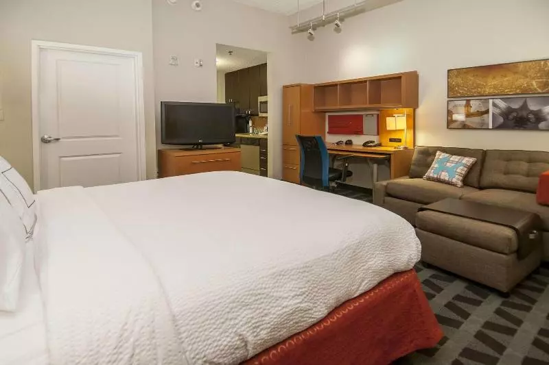 キングサイドベッドのスタンダードワンルーム, Towneplace Suites By Marriott Baton Rouge Gonzales