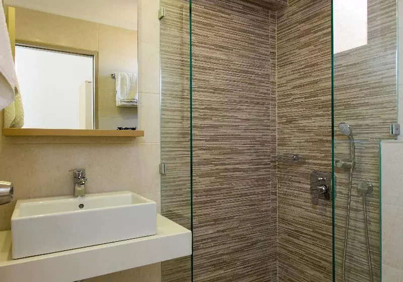 スーペリアスタジオ, Trefon Hotel Apartments And Family Suites