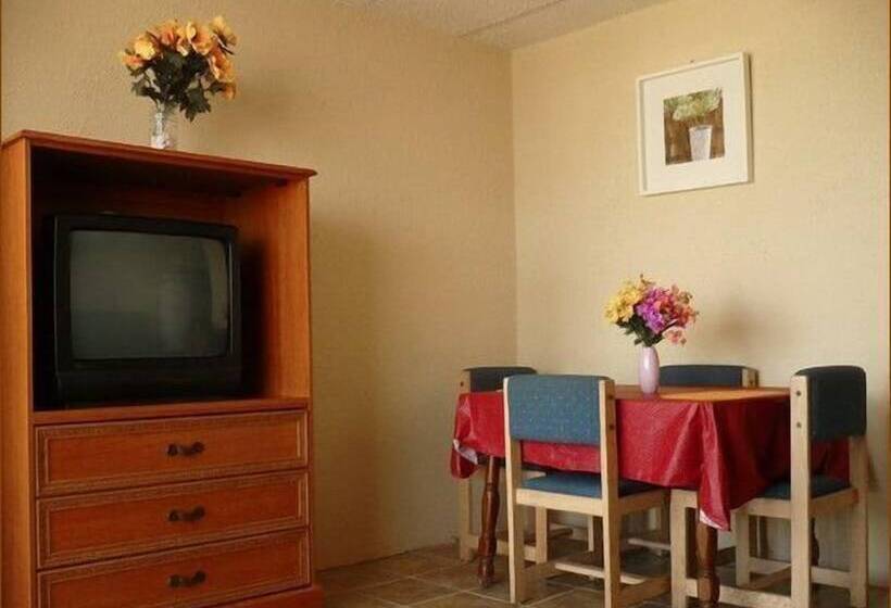 패밀리 스위트, Casa Del Sol Motel