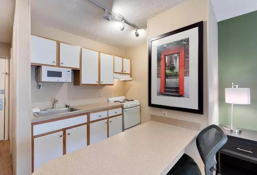 スタンダードスタジオ, Extended Stay America Select Suites   Charlotte   Tyvola Rd   Executive Park