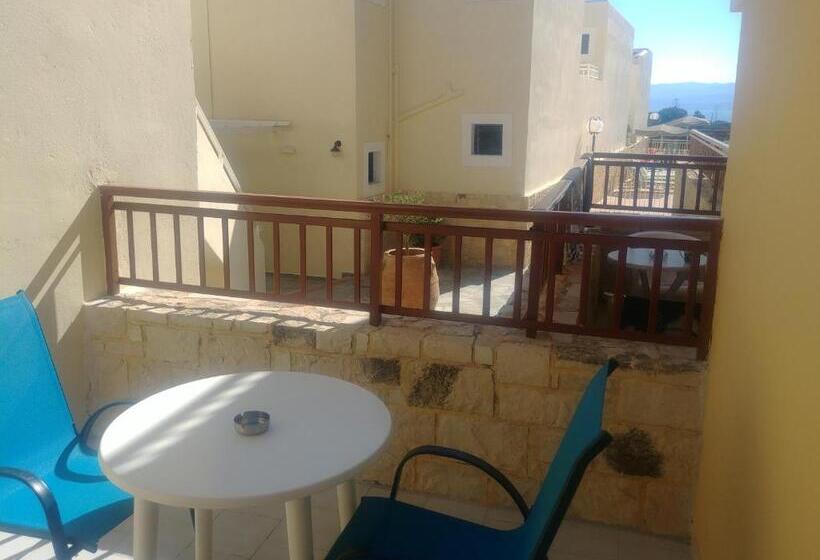 חדר סטודיו סטנדרד, Frida Village