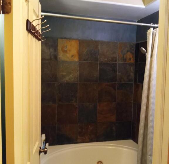 스탠다드 발코니 룸, All Seasons Groveland Inn