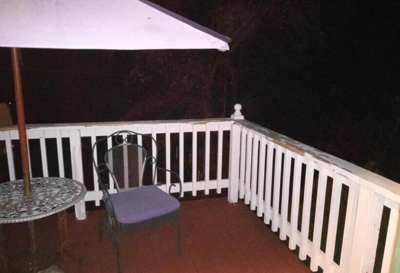 스탠다드 발코니 룸, All Seasons Groveland Inn