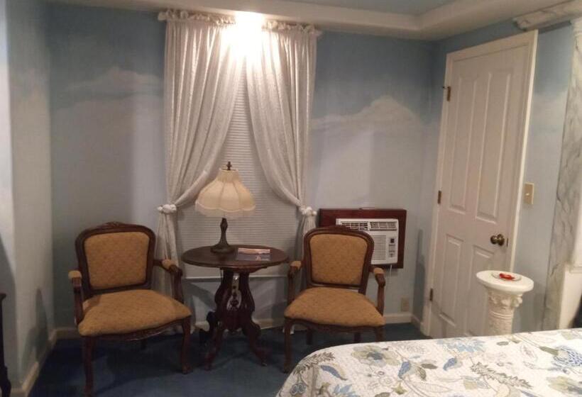 스탠다드 룸 킹사이즈 침대, All Seasons Groveland Inn
