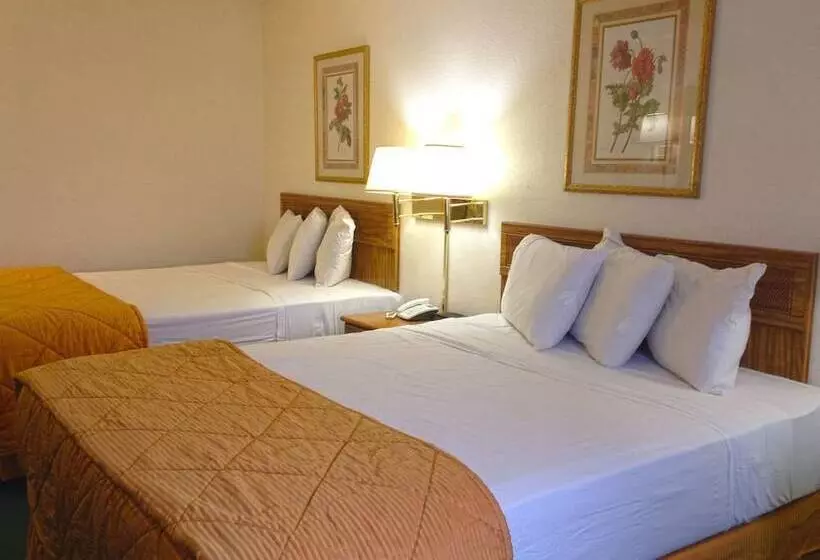 ２ダブルベッドのスタンダードルーム, Amerihost Inn & Suites Fulton