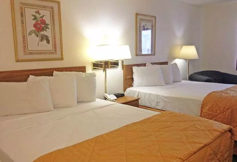 ２ダブルベッドのスタンダードルーム, Amerihost Inn & Suites Fulton
