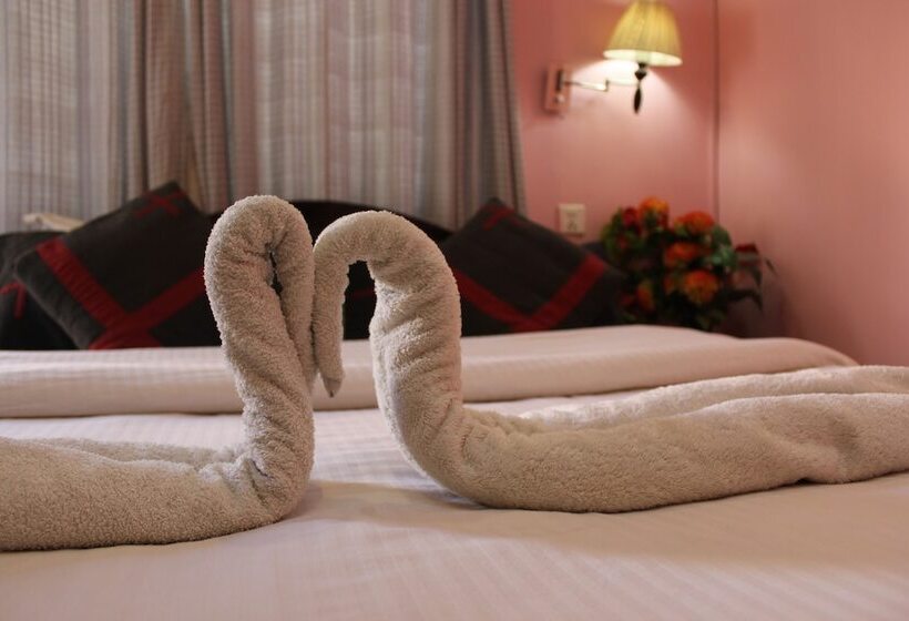 اتاق لوکس, Buddha Land