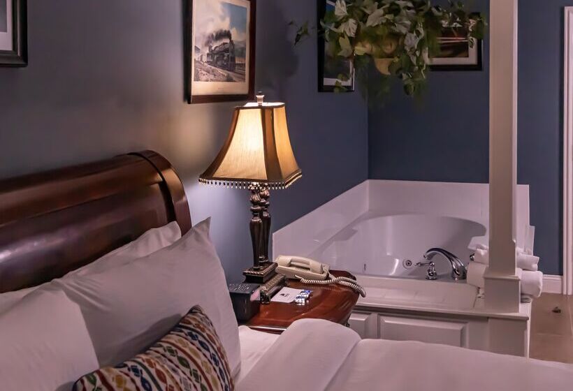 جناح ديلوكس, Depot Inn & Suites