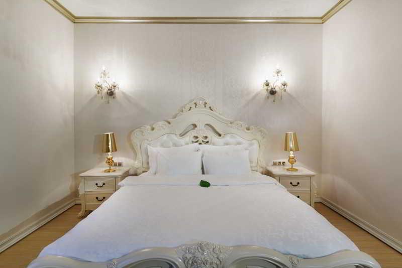 اتاق استاندارد, Elegance East