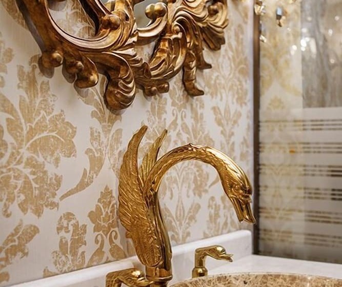 اتاق لوکس, Elegance East