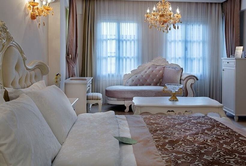اتاق لوکس, Elegance East