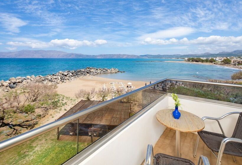 غرفة قياسية مطلّة علي البحر, Elena Beach