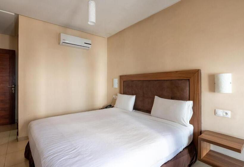 Номер Стандарт, Etoile Du Nord