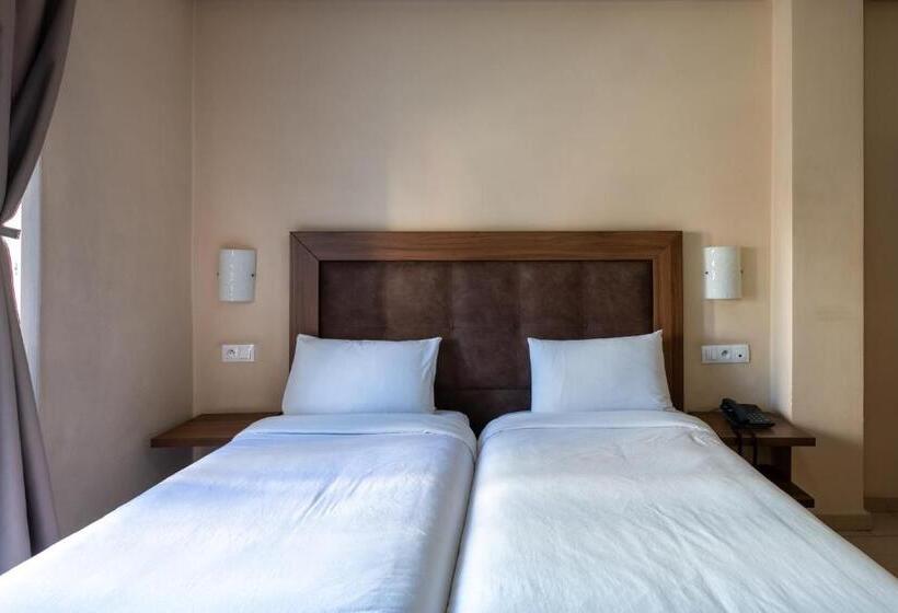 Номер Стандарт, Etoile Du Nord