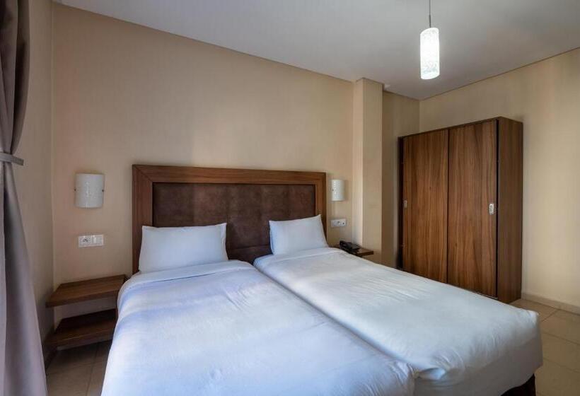 Номер Стандарт, Etoile Du Nord