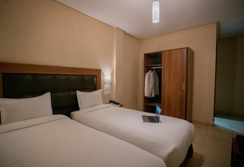 Номер Стандарт, Etoile Du Nord