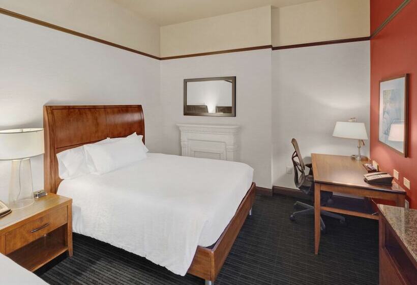 标准间, Hilton Garden Inn Milwaukee Downtown