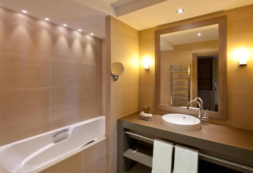 اتاق سوپریور با چشمانداز شهر, Le Nouveau Monde