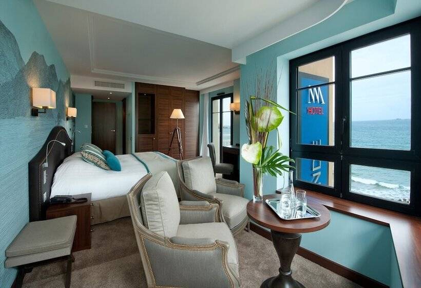 اتاق پرمیوم با چشمانداز دریا, Le Nouveau Monde