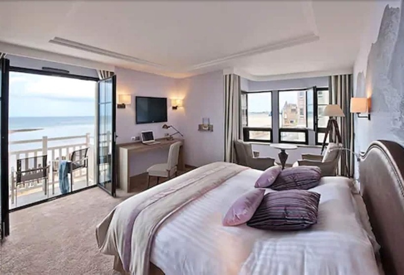 اتاق پرمیوم با چشمانداز دریا, Le Nouveau Monde