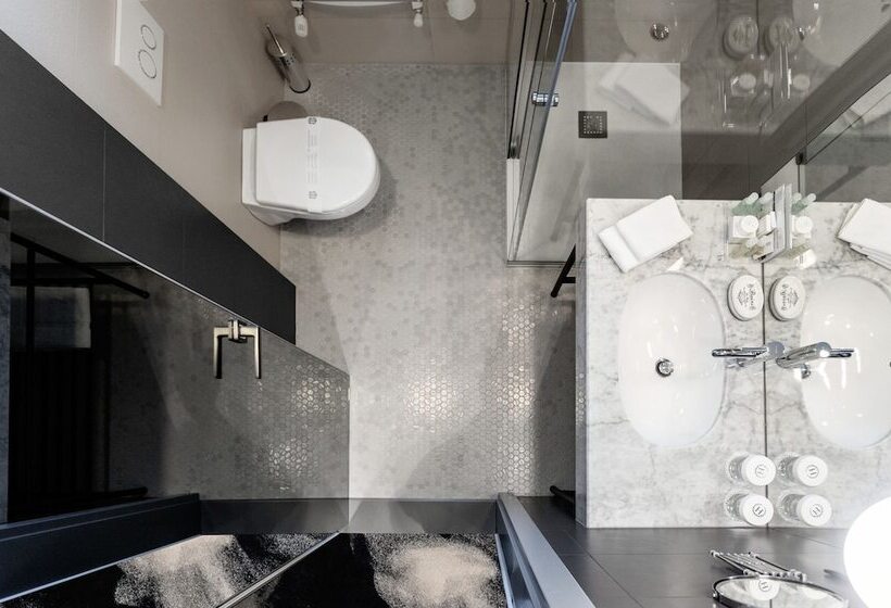 Quarto Estandar, River Park