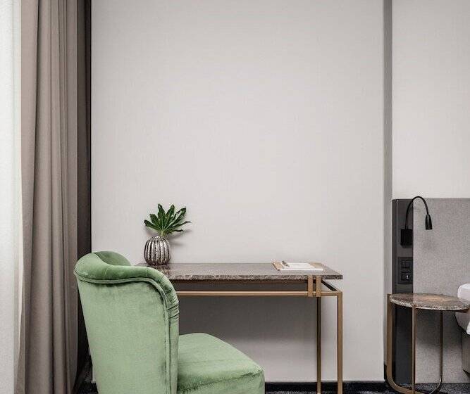 Quarto Estandar, River Park