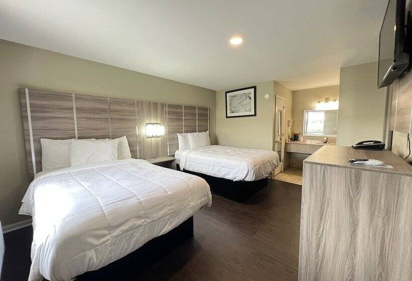 Номер Стандарт 2 Двуспальные Кровати, Travelodge By Wyndham Santee