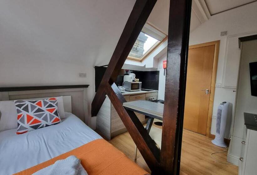 Номер Стандарт Индивидуальный, London Stay Apartments