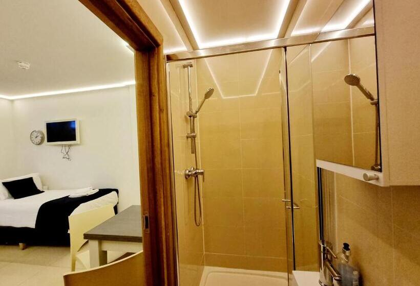 غرفة قياسية ثلاثية, London Stay Apartments