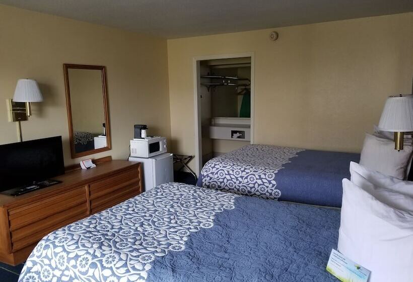 غرفه قياسيه سريرين مزدوجين, Days Inn By Wyndham South Hill