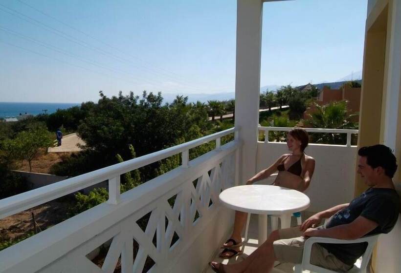 شقة غرفة واحدة, Nikolas Villas Appartments