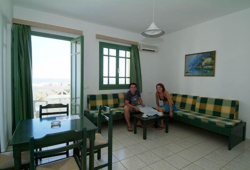 شقة غرفة واحدة, Nikolas Villas Appartments